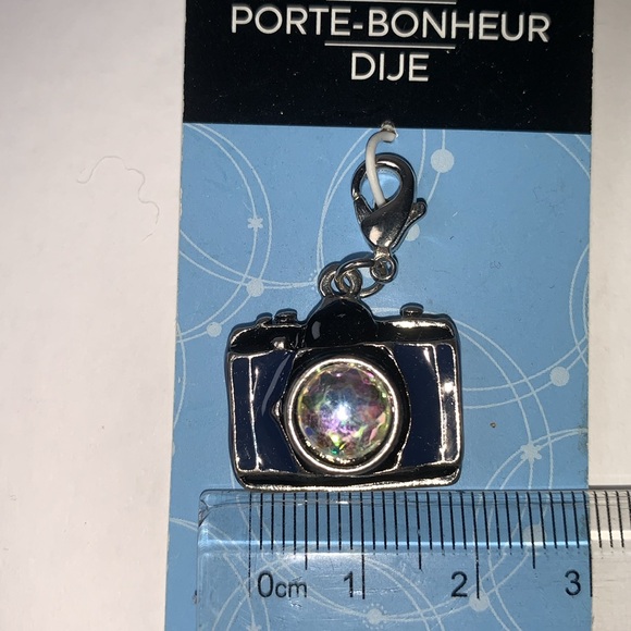 NWT RHINESTONE CAMERA CHARM - Picture 3 of 6